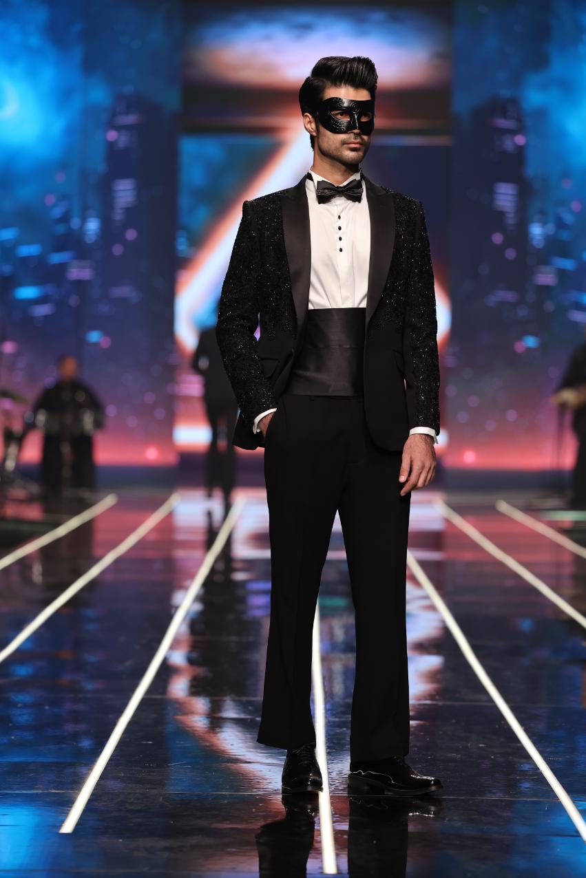 Tayyab Aabo - Tuxedo 2
