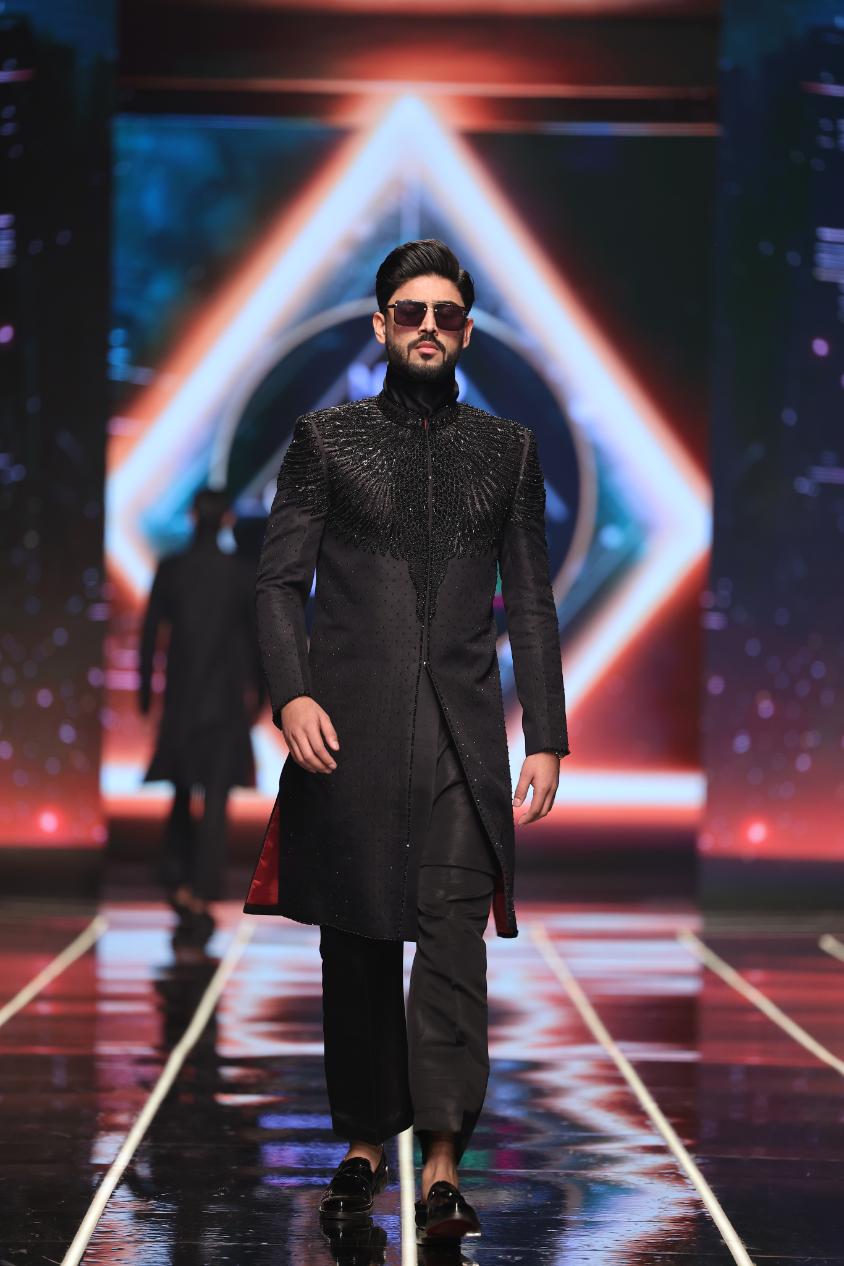 Tayyab Aabo - Sherwani 2