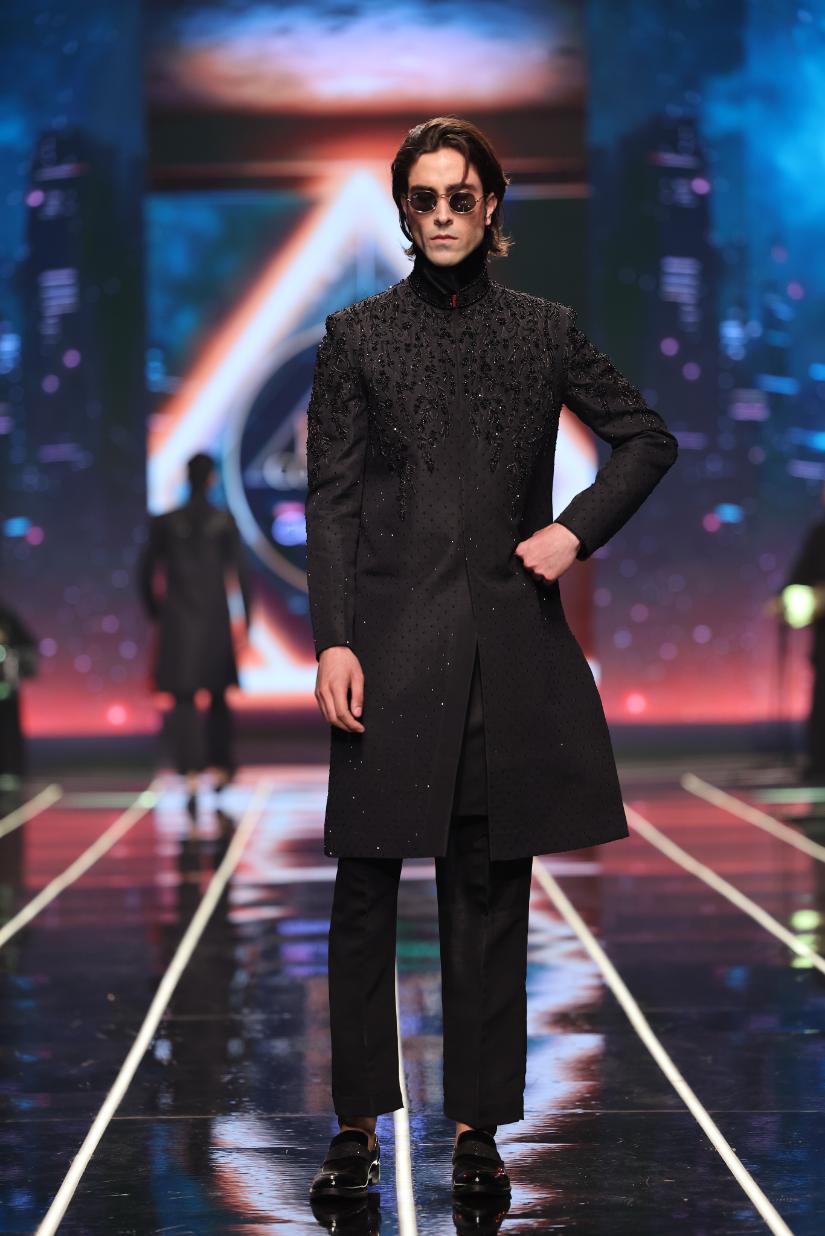 Tayyab Aabo - Sherwani 3