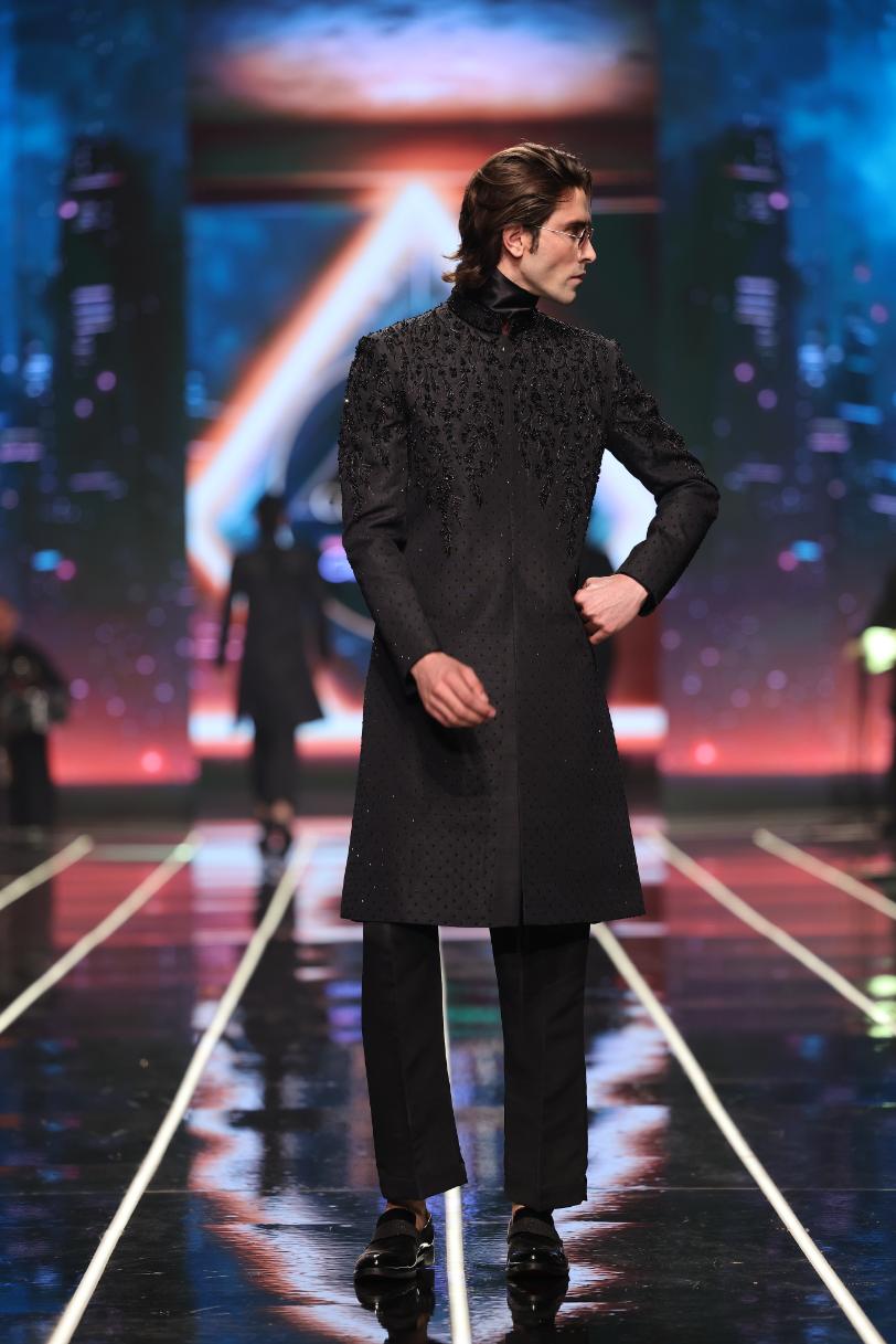 Tayyab Aabo - Sherwani 3