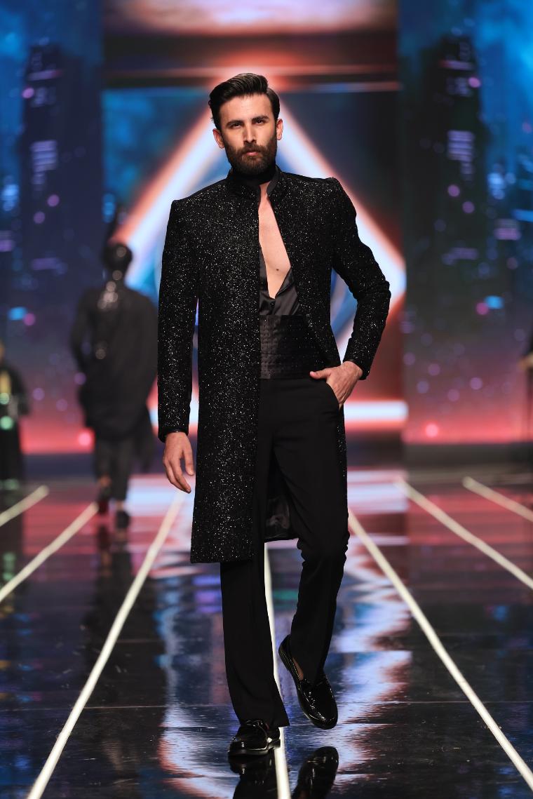 Tayyab Aabo - Sherwani 6