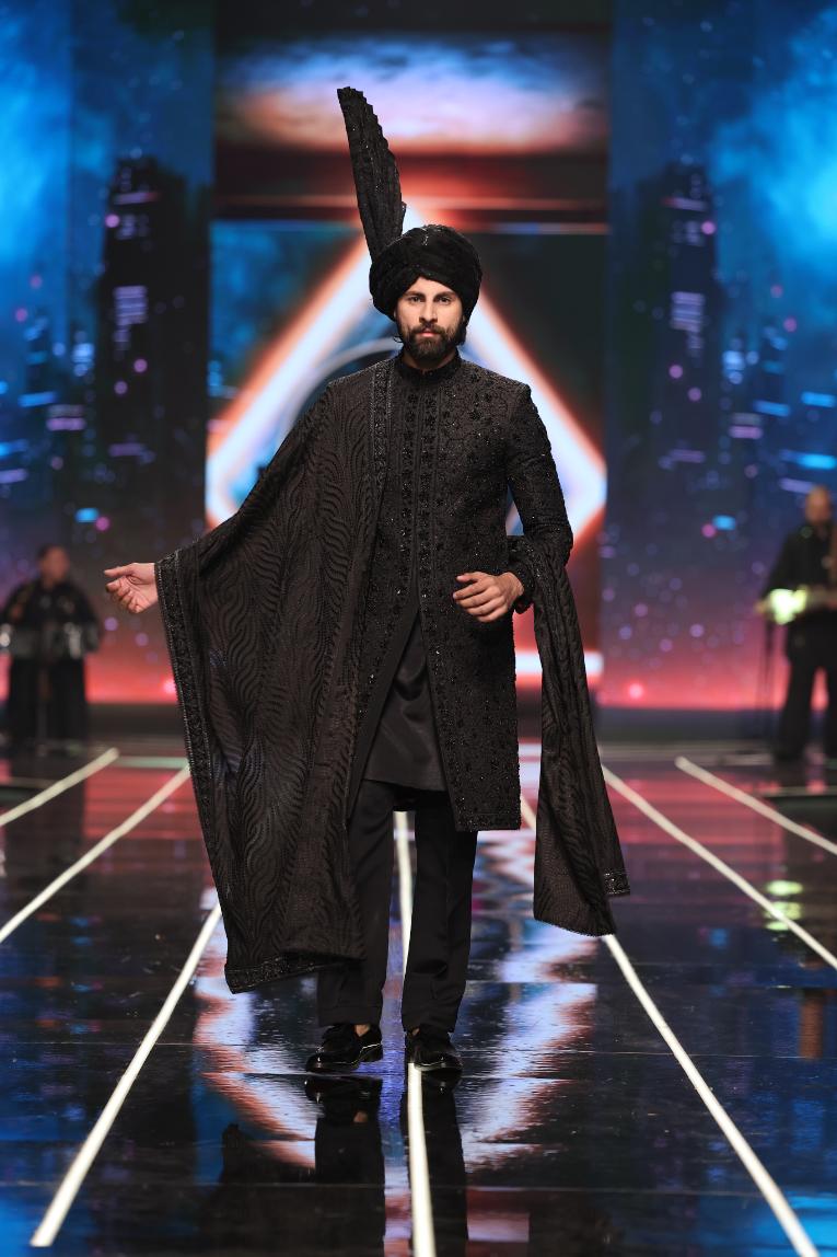 Tayyab Aabo - Sherwani 9