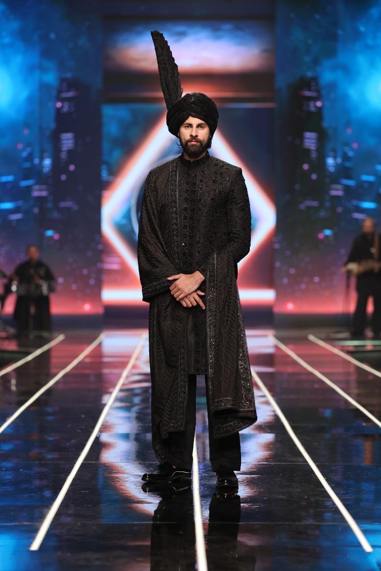 Tayyab Aabo - Sherwani 9